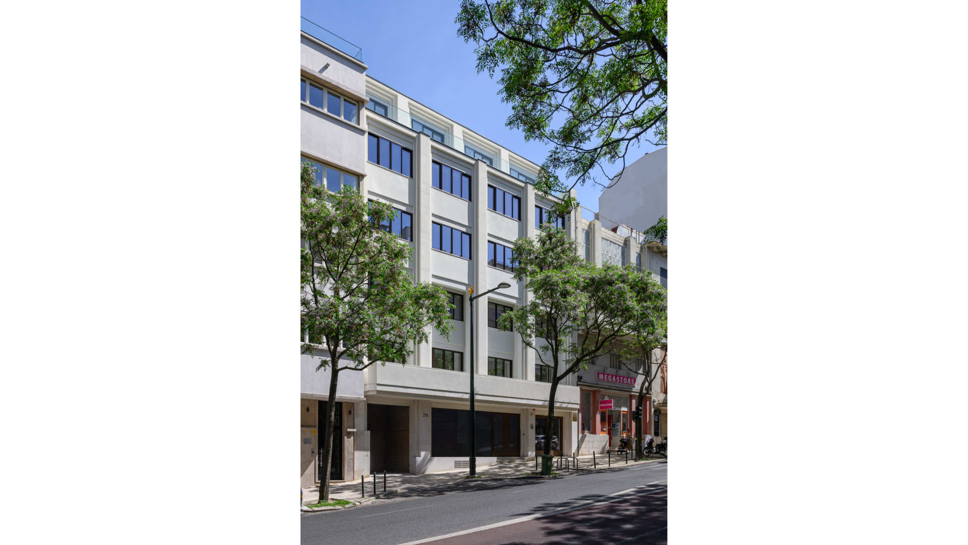 Edifício de Habitação - Rua Álvares Cabral